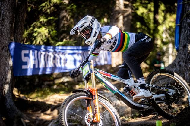 Whoop UCI Mountainbikeworldcup Downhill Lenzerheide ZIERL Rosa CUBE FACTORY RACINGat Whoop UCI Mountainbikeworldcup Downhill Lenzerheide, 19 09 2025,in Lenzerheide,SUI Photo Sebastian Sternemannat Whoop UCI Mountainbikeworldcup Downhill Lenzerheide, 19 09 2025,in Lenzerheide,SUI Photo Sebastian Sternemann