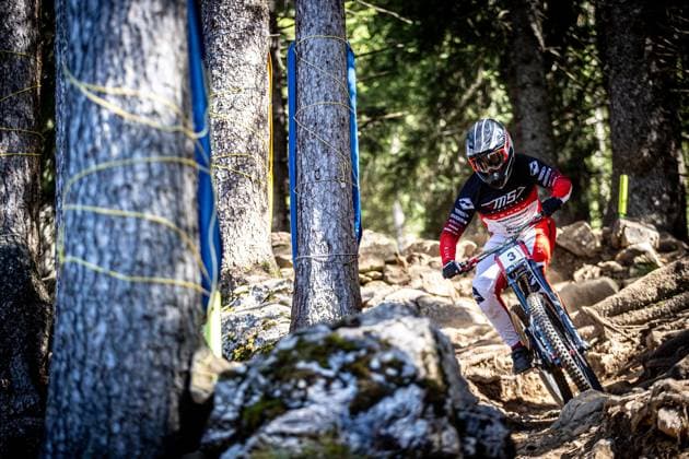 Whoop UCI Mountainbikeworldcup Downhill Lenzerheide CLARK Oli at Whoop UCI Mountainbikeworldcup Downhill Lenzerheide, 19 09 2025,in Lenzerheide,SUI Photo Sebastian Sternemannat Whoop UCI Mountainbikeworldcup Downhill Lenzerheide, 19 09 2025,in Lenzerheide,SUI Photo Sebastian Sternemann
