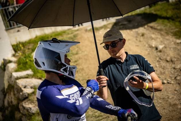Whoop UCI Mountainbikeworldcup Downhill Lenzerheide VIEIRA Roger PIVOT FACTORY RACINGat Whoop UCI Mountainbikeworldcup Downhill Lenzerheide, 19 09 2025,in Lenzerheide,SUI Photo Sebastian Sternemannat Whoop UCI Mountainbikeworldcup Downhill Lenzerheide, 19 09 2025,in Lenzerheide,SUI Photo Sebastian Sternemann