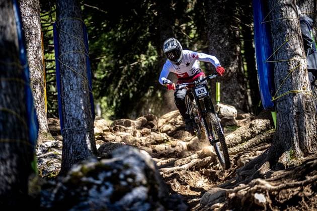 Whoop UCI Mountainbikeworldcup Downhill Lenzerheide FORLIN NoÃ at Whoop UCI Mountainbikeworldcup Downhill Lenzerheide, 19 09 2025,in Lenzerheide,SUI Foto Sebastian Sternemannat Whoop UCI Mountainbikeworldcup Downhill Lenzerheide, 19 09 2025,in Lenzerheide,SUI Foto Sebastian Sternemann
