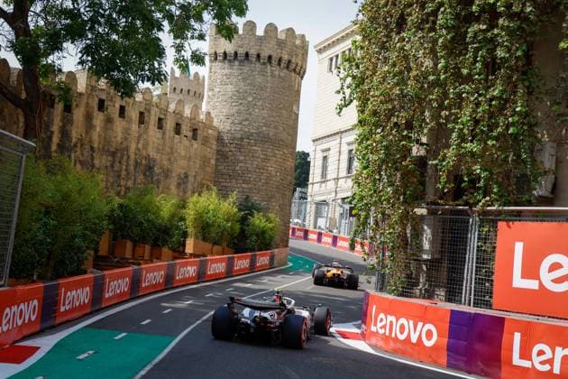 Formula 1 Qatar Airways Azerbaijan Grand Prix 2025 Laurent LEFEBVRE OVERTAKE MAXPPP - Baku 19 09 2025 87 BEARMAN Oliver (gbr), MoneyGram Haas F1 Team, action at the Formula 1 Qatar Airways Azerbaijan Grand Prix 2025, the 17th round of the 2025 FIA Formula 1 World Championship, WM, Weltmeisterschaft at the Baku City Circuit in Baku, Azerbaijan, from 18 to 21 September 2025 Baku Azerbaijan  Copyright: xOVERTAKE MAXPPPxLaurentxLEFEBVREx OVT202509198398 OVT202509198398