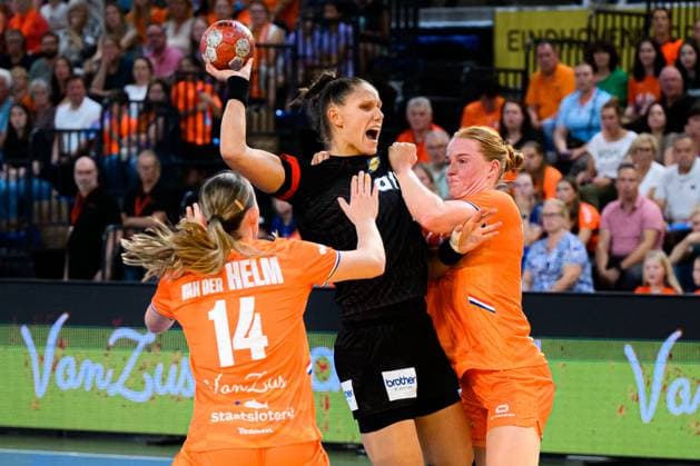 Eindhoven Handball Women Laenderspiel Netherlands Germany from left Judith van der Helm Netherlands , Xenia Smits Germany , Romee Maarschalkeweerd Netherlands Eindhoven Netherlands