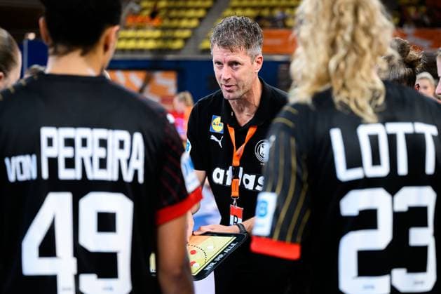 Eindhoven Handball Women National Match Netherlands Germany Coach Markus Gaugisch Germany Eindhoven Netherlands