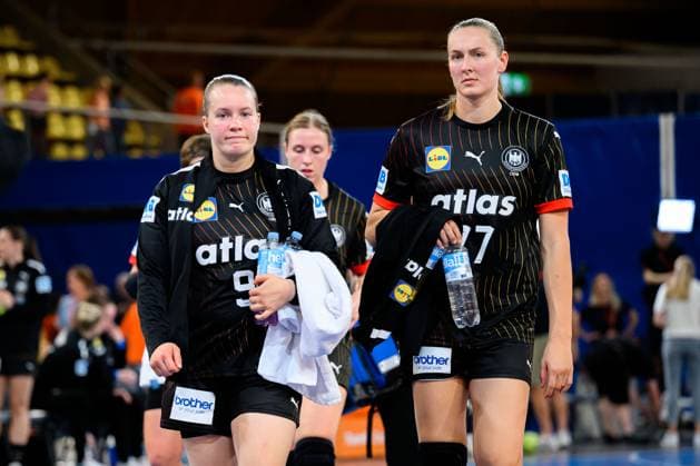 Eindhoven handball women national match Netherlands Germany Lisa Antl Germany , Viola Leuchter Germany dissatisfied disappointed dejected frustrated, Eindhoven Netherlands