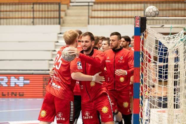 TuS N Luebbecke the team tunes up, HBW Balingen Weilstetten vs TuS N Luebbecke, Handball, 2 Bundesliga, Matchday 4, Season 2025 2026, 19 09 2025 Eibner Pressefoto Andreas Ulmer HBW Balingen Weilstetten vs TuS N Luebbecke, Handball, 2 Bundesliga, Matchday 4, Season 2025 2026, 19 09 2025 Balingen Copyright: xEibner-Pressefoto AndreasxUlmerx EP_AUR