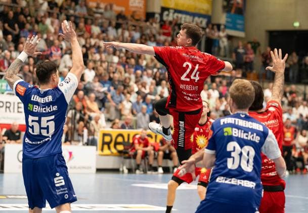 Sven Wesseling TuS N Luebbecke, 24 on throw, HBW Balingen Weilstetten vs TuS N Luebbecke, Handball, 2 Bundesliga, Matchday 4, Season 2025 2026, 19 09 2025 Eibner Pressefoto Andreas Ulmer HBW Balingen Weilstetten vs TuS N Luebbecke, Handball, 2 Bundesliga, Matchday 4, Season 2025 2026, 19 09 2025 Balingen Copyright: xEibner-Pressefoto AndreasxUlmerx EP_AUR