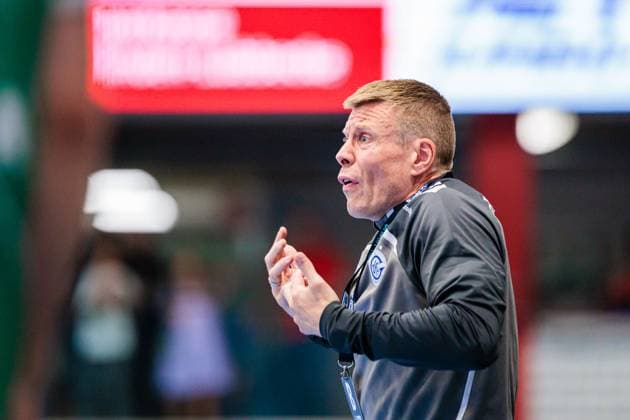 Gudjon Valur Sigurdsson VfL Gummersbach, Coach gestures GER, GWD Minden vs VfL Gummersbach, Handball, 1 Bundesliga, Matchday 5, Season 2025 2026, 19 09 2025 GER, GWD Minden vs VfL Gummersbach, Handball, 1 Bundesliga, Matchday 5, Season 2025 2026, 19 09 2025 Luebbecke Copyright: xEibner-Pressefoto JanxRollingerx EP_JSK