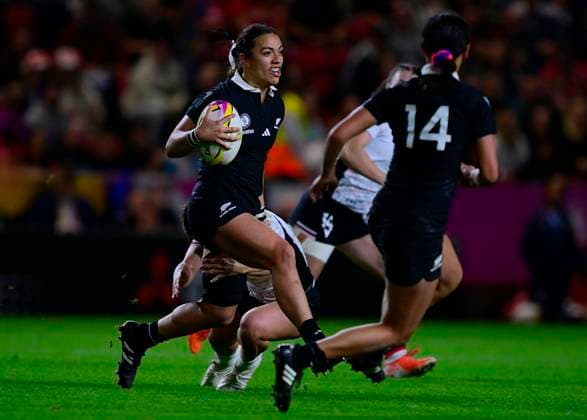 New Zealand v Canada, Bristol, UK - 19 Sept 2025 Stacey Waaka of New Zealand on the break during the Women s Rugby World Cup 2025 Semi-final match between New Zealand and Canada at Ashton Gate Stadium, Bristol, England United Kingdom on September 19, 2025 in Exeter, England. (Photo by Phil Mingo PPAUK) Bristol Ashton Gate Stadium GBR Copyright: xPhilxMingo PPAUKx PPA-215258