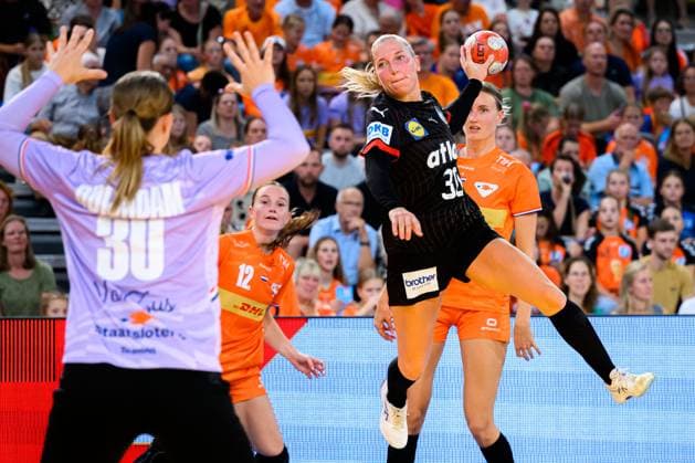 Eindhoven handball women international Netherlands Germany v li Goalkeeper Rinka Duijndam Netherlands , Jenny Behrend Germany Eindhoven Netherlands