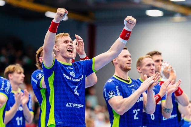 Ellidi Vidarsson VfL Gummersbach, 04 cheers after 23 31 victory GER, GWD Minden vs VfL Gummersbach, Handball, 1 Bundesliga, Matchday 5, Season 2025 2026, 19 09 2025 GER, GWD Minden vs VfL Gummersbach, Handball, 1 Bundesliga, Matchday 5, Season 2025 2026, 19 09 2025 Luebbecke Copyright: xEibner-Pressefoto JanxRollingerx EP_JSK