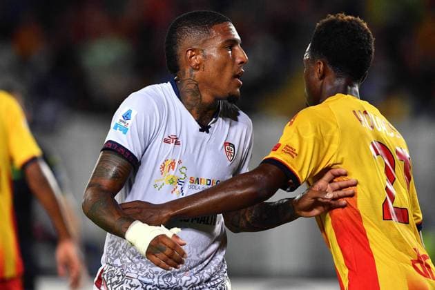 Cagliari s midfielder Michael Folorunsho (90 Cagliari Calcio) in action during the Serie A Enilive soccer matchday 4 between US Lecce and Cagliari Calcio at the Via del Mare Stadium in Lecce, Italy, Friday, September 19, 2025. (Credit Image: Giovanni Evangelista LaPresse)  Copyright: xGiovannixEvangelista LaPressex