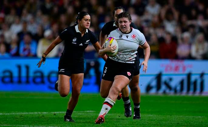 New Zealand v Canada, Bristol, UK - 19 Sept 2025 Fabiola Forteza of Canada on the break during the Women s Rugby World Cup 2025 Semi-final match between New Zealand and Canada at Ashton Gate Stadium, Bristol, England United Kingdom on September 19, 2025 in Exeter, England. (Photo by Phil Mingo PPAUK) Bristol Ashton Gate Stadium GBR Copyright: xPhilxMingo PPAUKx PPA-215264