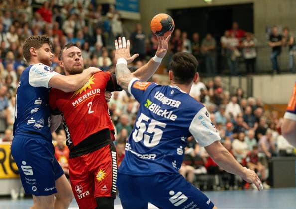 Jo Gerrit Genz TuS N Luebbecke, 02 , HBW Balingen Weilstetten vs TuS N Luebbecke, Handball, 2 Bundesliga, Matchday 4, Season 2025 2026, 19 09 2025 Eibner Pressefoto Andreas Ulmer HBW Balingen Weilstetten vs TuS N Luebbecke, Handball, 2 Bundesliga, Matchday 4, Season 2025 2026, 19 09 2025 Balingen Copyright: xEibner-Pressefoto AndreasxUlmerx EP_AUR