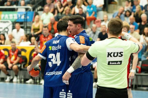 Csaba Leimeter HBW Balingen Weilstetten, 055 celebrates the goal HBW Balingen Weilstetten vs TuS N Luebbecke, Handball, 2 Bundesliga, Matchday 4, Season 2025 2026, 19 09 2025 Eibner Pressefoto Andreas Ulmer HBW Balingen Weilstetten vs TuS N Luebbecke, Handball, 2 Bundesliga, Matchday 4, Season 2025 2026, 19 09 2025 Balingen Copyright: xEibner-Pressefoto AndreasxUlmerx EP_AUR