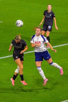 Clare Hunt (15 Tottenham Hotspur) during the Barclays Women s Super League game between Tottenham Hotspur vs Manchester City at BetWright Stadium in London , England. (Photo by Keeran Marquis Sports Press Photo SPP) Copyright: xKeeranxMarquis SPPx Sportspressphoto_SPR28588