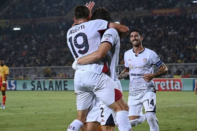 CALCIO - Serie A - US Lecce vs Cagliari Calcio Andrea Belotti (Cagliari Calcio) celebrates after the goal during US Lecce vs Cagliari Calcio, Italian soccer Serie A match in Lecce, Italy, September 19 2025 Lecce Italy  Copyright: xIPAxSport ABACAx