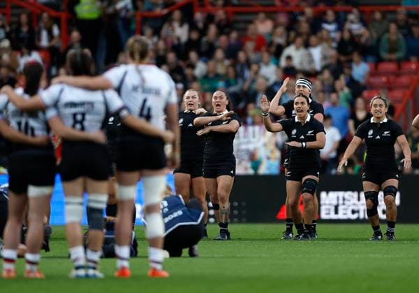 New Zealand players perform the Haka. New Zealand Black Ferns v Canada, Women™s Rugby World Cup Semi Final match at Ashton Gate Stadium, Bristol, England on Friday 19 September 2025. Photo credit: Matthew Impey Bristol United Kingdom Copyright: xx