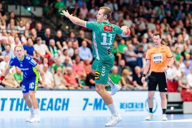 Mats Korte GWD Minden, 11 on seven-meter 7 meter throw GER, GWD Minden vs VfL Gummersbach, Handball, 1 Bundesliga, Matchday 5, Season 2025 2026, 19 09 2025 GER, GWD Minden vs VfL Gummersbach, Handball, 1 Bundesliga, Matchday 5, Season 2025 2026, 19 09 2025 Luebbecke Copyright: xEibner-Pressefoto JanxRollingerx EP_JSK
