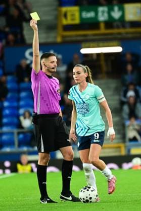 Everton vs London City Lionesses in the Barclays WSL at Goodison Park in Liverpool Featuring: Kosovari Asllani Where: Liverpool, United Kingdom When: 19 Sep 2025 Credit: Graham Finney Cover Images EDITORIAL USE ONLY. NOT FOR USE BY NEWSPAPERS BASED IN THE UK. Copyright: xx coverimg55106736