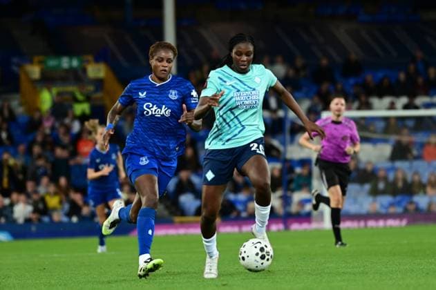 Everton vs London City Lionesses in the Barclays WSL at Goodison Park in Liverpool Featuring: Kelly Gago, Rofiat Imuran Where: Liverpool, United Kingdom When: 19 Sep 2025 Credit: Graham Finney Cover Images EDITORIAL USE ONLY. NOT FOR USE BY NEWSPAPERS BASED IN THE UK. Copyright: xx coverimg55106699