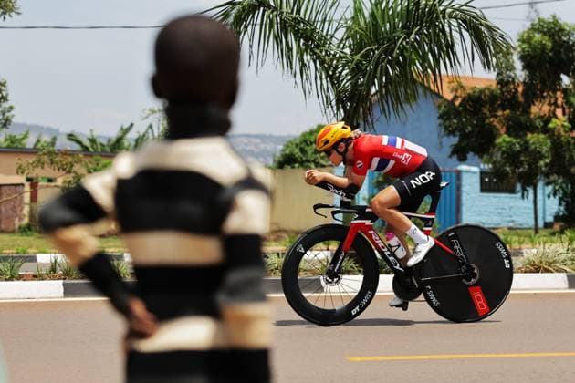 2025 UCI Road World Championships Picture by Alex Whitehead SWpix.com - 20 09 2025 - Cycling - 2025 UCI Road World Championships - BK Arena, Kigali, Rwanda - ITT Training - Norway Cycling Team Copyright: x xSWpix.comx(t axPhotographyxHubxLtd)xAlexxWhitehead SWpix.comx SWP-3030-4818