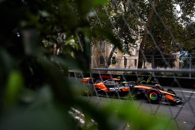 F1 - AZERBAIJAN GRAND PRIX 2025 04 NORRIS Lando (gbr), McLaren F1 Team MCL39, action during the 2025 Formula 1 Qatar Airways Azerbaijan Grand Prix, 17th round of the 2025 FIA Formula One World Championship, WM, Weltmeisterschaft from September 19 to 21, 2025 on the Baku City Circuit, in Baku, Azerbaijan -  Copyright: xANTONINxVINCENTx