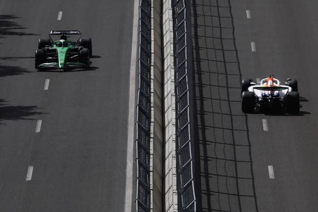 F1 Grand Prix Of Azerbaijan 2025 Practice 3 Nico Hulkenberg of Kick Sauber and Liam Lawson of Racing Bulls during the third practice ahead of the Formula 1 Grand Prix of Azerbaijan at Baku City Circuit in Baku, Azerbaijan on September 20, 2025. Baku Azerbaijan  Copyright: xJakubxPorzyckix originalFilename:porzycki-f1grandp250920_nph2o.jpg