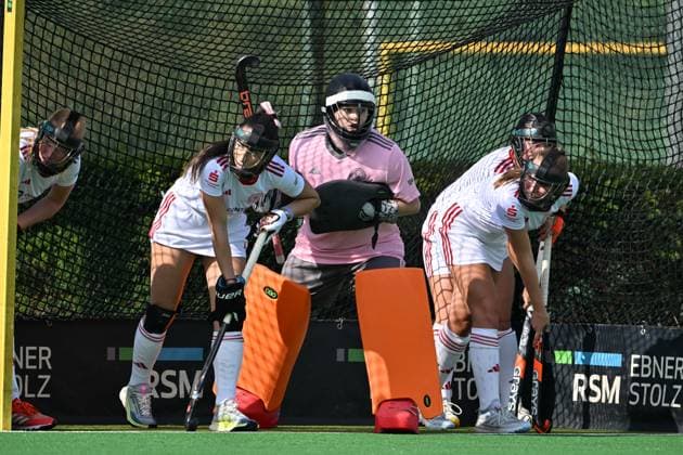 Field hockey, Women, 1 Bundesliga, BHC Düsseldorfer HC 20 09 2025, corner defense bhc Bremen Bremen Germany Z09_0266