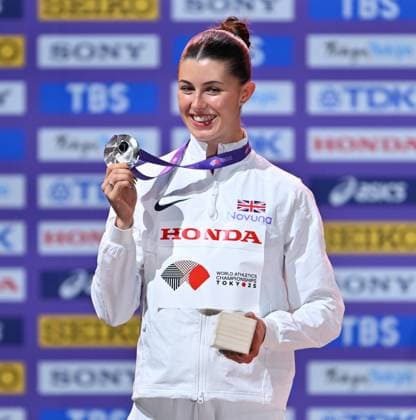 World Athletics Championships Tokyo 2025, Day 8 TOKYO, JAPAN - SEPTEMBER 20: Silver medalist Amy Hunt of Team Great Britain attends on the podium during the Women s 200 Metres medal ceremony on day eight of the World Athletics Championships Tokyo 2025 at National Stadium in Tokyo, Japan on September 20, 2025. Mustafa Yalcin Anadolu Tokyo Japan. Editorial use only. Please get in touch for any other usage.  Copyright: x2025xAnadoluxMustafaxYalcinx