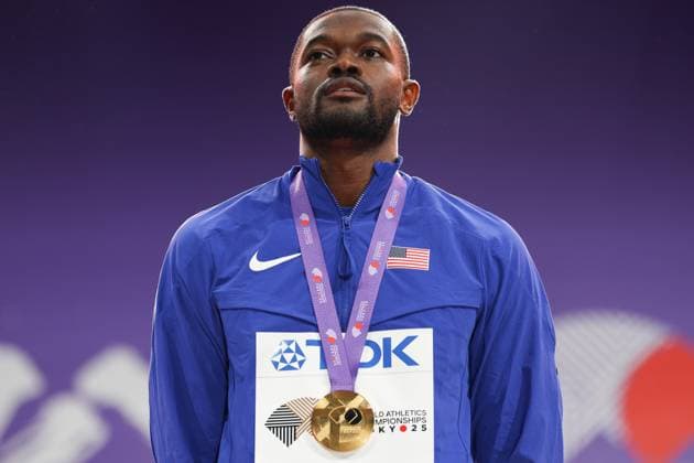 September 20, 2025, Shinjuku, Tokyo, Japan: RAI BENJAMIN of USA celebrates with his Gold Medal in the Men s 400m Hurdles Medal Ceremony at the Tokyo 2025 World Athletics Championships in Tokyo, Japan Shinjuku Japan - ZUMAc179 20250920_zep_c179_029 Copyright: xMickaelxChavetx