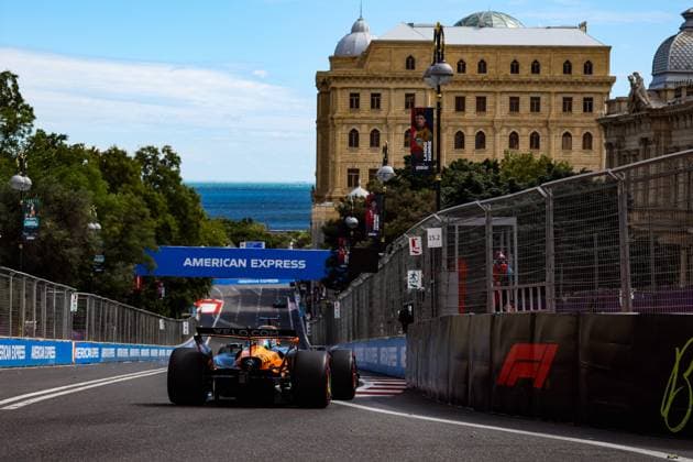 F1 - AZERBAIJAN GRAND PRIX 2025 81 PIASTRI Oscar (aus), McLaren F1 Team MCL39, action during the 2025 Formula 1 Qatar Airways Azerbaijan Grand Prix, 17th round of the 2025 FIA Formula One World Championship, WM, Weltmeisterschaft from September 19 to 21, 2025 on the Baku City Circuit, in Baku, Azerbaijan - BakuAzerbaijan  Copyright: xFLORENTxGOODENx