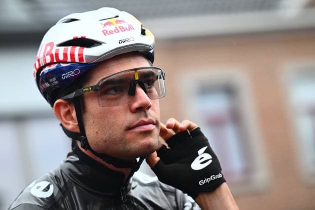 Super 8 Classic 2025 Cycling Race HAACHT, BELGIUM - SEPTEMBER 20 : Van Aert Wout (BEL) of Team Visma - Lease a Bike during the 27th edition of Super 8 Classic an UCI ProSeries 1.Pro one day cycling road race for Men Elite of 198.9 km with start in Brakel and finish in Haacht on September 20, 2025 in Haacht, Belgium, 20 09 2025 ( Motordriver Rodrique Verfaillie - Haacht Belgium  Copyright: xGvgx