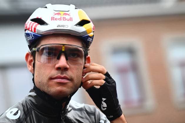 Super 8 Classic 2025 Cycling Race HAACHT, BELGIUM - SEPTEMBER 20 : Van Aert Wout (BEL) of Team Visma - Lease a Bike during the 27th edition of Super 8 Classic an UCI ProSeries 1.Pro one day cycling road race for Men Elite of 198.9 km with start in Brakel and finish in Haacht on September 20, 2025 in Haacht, Belgium, 20 09 2025 ( Motordriver Rodrique Verfaillie - Haacht Belgium  Copyright: xGvgx