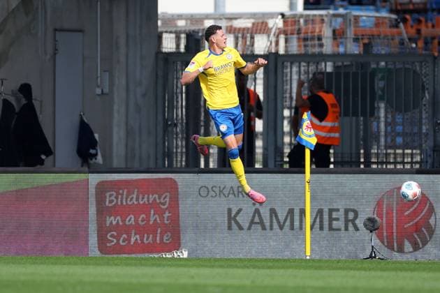 Braunschweig vs Elversberg, 2 BL Braunschweig, 20 09 2025, FOOTBALL Eintracht Braunschweig vs SV Elversberg, 2 BL, Season 2025 26 Erencan Yardimici Eintracht Braunschweig celebrates after his goal to make it 1 1 Braunschweig