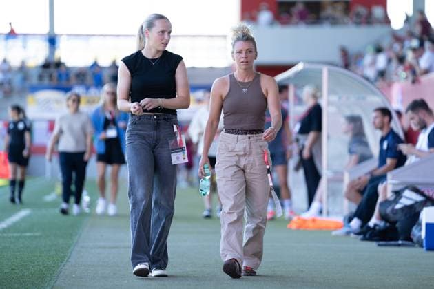Franziska Kett 20 Bayern and Linda Dallmann 10 FC Bayern at the Google Pixel Womens Bundesliga match FC Bayern Munich FC Carl Zeiss Jena on 20 09 2025 Munich FC Bayern Campus Bayern Germany
