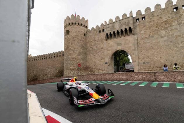 F1 - AZERBAIJAN GRAND PRIX 2025 30 LAWSON Liam (nzl), Visa Cash App RB F1 Team VCARB02, action during the 2025 Formula 1 Qatar Airways Azerbaijan Grand Prix, 17th round of the 2025 FIA Formula One World Championship, WM, Weltmeisterschaft from September 19 to 21, 2025 on the Baku City Circuit, in Baku, Azerbaijan - BakuAzerbaijan  Copyright: xALBERTOxVIMERCATIx