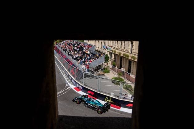 F1 - AZERBAIJAN GRAND PRIX 2025 18 STROLL Lance (can), Aston Martin F1 Team AMR25, action during the 2025 Formula 1 Qatar Airways Azerbaijan Grand Prix, 17th round of the 2025 FIA Formula One World Championship, WM, Weltmeisterschaft from September 19 to 21, 2025 on the Baku City Circuit, in Baku, Azerbaijan - BakuAzerbaijan  Copyright: xALBERTOxVIMERCATIx