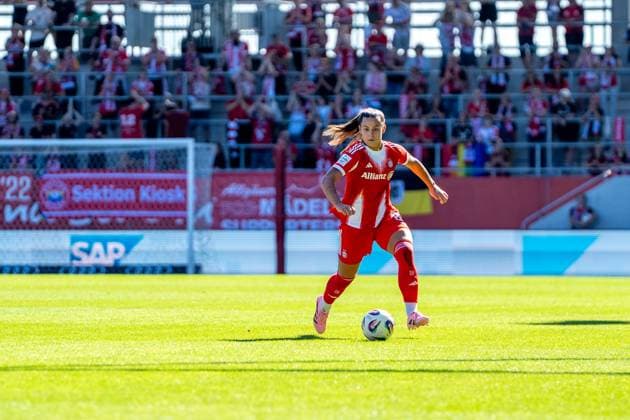Lena Oberdorf 8 Bayern in action at the Google Pixel Womens Bundesliga match FC Bayern Munich FC Carl Zeiss Jena on 20 09 2025 Munich FC Bayern Campus Bayern Germany