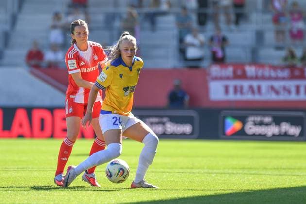 Tuva Hansen 6 FC Bayern and Isabella Jaron 24 Jena in action at the Google Pixel Womens Bundesliga match FC Bayern Munich FC Carl Zeiss Jena on 20 09 2025 Munich FC Bayern Campus Bayern Germany