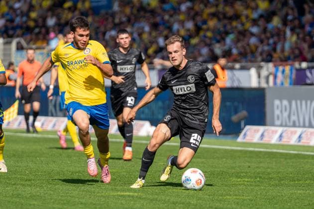 Germany Soccer 2 Bundesliga, Matchday 6 2025 2026, Eintracht Braunschweig SV Elversberg on 20 09 2025 in Braunschweig Eintracht Stadion Tom Zimmerschied SV Elversberg 29 Copyright: xSvenxHeidmannx