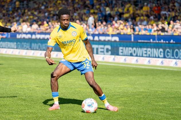 Germany Soccer 2 Bundesliga, 6 Matchday 2025 2026, Eintracht Braunschweig SV Elversberg on 20 09 2025 in Braunschweig Eintracht Stadion Christian Joe Conteh Eintracht Braunschweig 32 Copyright: xSvenxHeidmannx