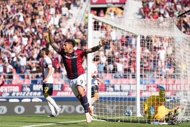 Bologna s Santiago Castro reacts after referee Giuseppe Collu cancels a goal during the Serie A soccer match between Bologna and Genoa at the Renato Dall™Ara Stadium in Bologna, north Italy - Saturday, September 20, 2025 -  Copyright: xMassimoxPaolone LaPressex