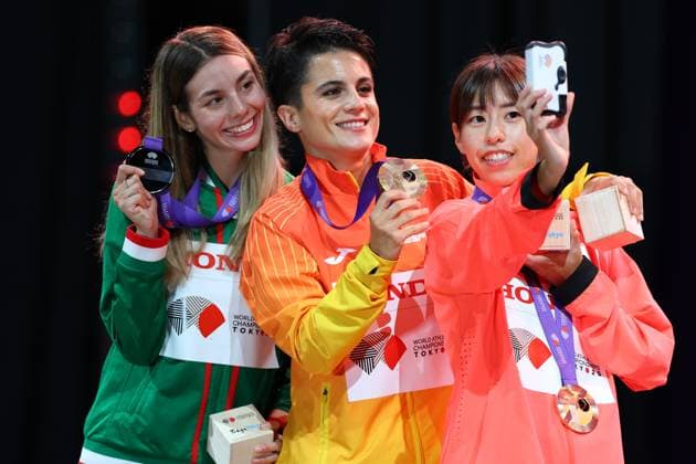 (L-R) Alegna Gonzalez (MEX), Maria Perez (ESP), Nanako Fujii (JPN), SEPTEMBER 20, 2025 - Athletics : World Athletics Championships Tokyo 2025 Women s 20km Race Walk Medal Ceremony at National Stadium in Tokyo, Japan.  aflo_304124404