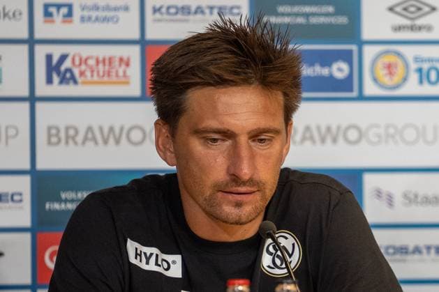 Germany Soccer 2 Bundesliga, Matchday 6 2025 2026, Eintracht Braunschweig SV Elversberg on 20 09 2025 in Braunschweig Eintracht Stadion TRainer Vincent Wagner Sv Elversberg Copyright: xSvenxHeidmannx