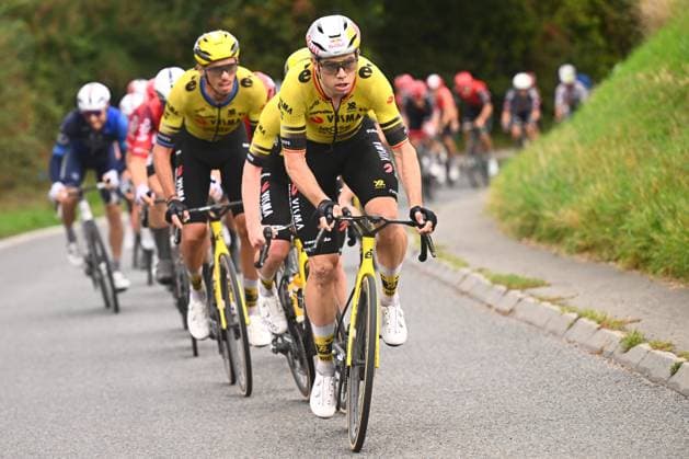 Super 8 Classic 2025 Cycling Race HAACHT, BELGIUM - SEPTEMBER 20 : Van Aert Wout (BEL) of Team Visma - Lease a Bike during the 27th edition of Super 8 Classic an UCI ProSeries 1.Pro one day cycling road race for Men Elite of 198.9 km with start in Brakel and finish in Haacht on September 20, 2025 in Haacht, Belgium, 20 09 2025 ( Motordriver Rodrique Verfaillie - Haacht Belgium  Copyright: xGvgx