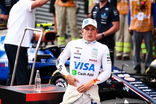 F1 - AZERBAIJAN GRAND PRIX 2025 LAWSON Liam (nzl), Visa Cash App RB F1 Team VCARB02, portrait during the 2025 Formula 1 Qatar Airways Azerbaijan Grand Prix, 17th round of the 2025 FIA Formula One World Championship, WM, Weltmeisterschaft from September 19 to 21, 2025 on the Baku City Circuit, in Baku, Azerbaijan -  Copyright: xFLORENTxGOODENx