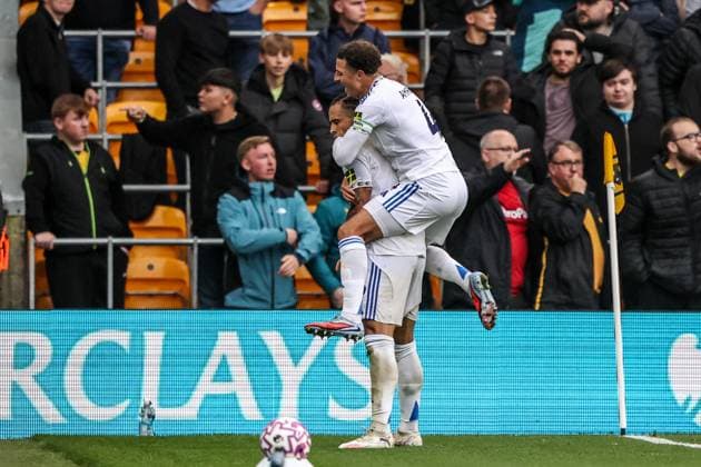 Premier League Wolverhampton Wanderers v Leeds United Noah Okafor of Leeds United celebrates his goal to make it 1-3 during the Premier League match Wolverhampton Wanderers vs Leeds United at Molineux, Wolverhampton, United Kingdom, 20th September 2025 (Photo by Alfie Cosgrove News Images) Wolverhampton Molineux West Midlands United Kingdom Copyright: xAlfiexCosgrove NewsxImagesx