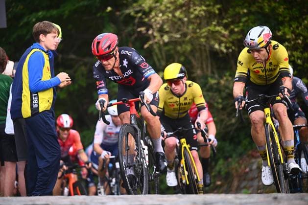 Super 8 Classic 2025 Cycling Race HAACHT, BELGIUM - SEPTEMBER 20 : Van Aert Wout (BEL) of Team Visma - Lease a Bike during the 27th edition of Super 8 Classic an UCI ProSeries 1.Pro one day cycling road race for Men Elite of 198.9 km with start in Brakel and finish in Haacht on September 20, 2025 in Haacht, Belgium, 20 09 2025 ( Motordriver Rodrique Verfaillie - Haacht Belgium  Copyright: xGvgx