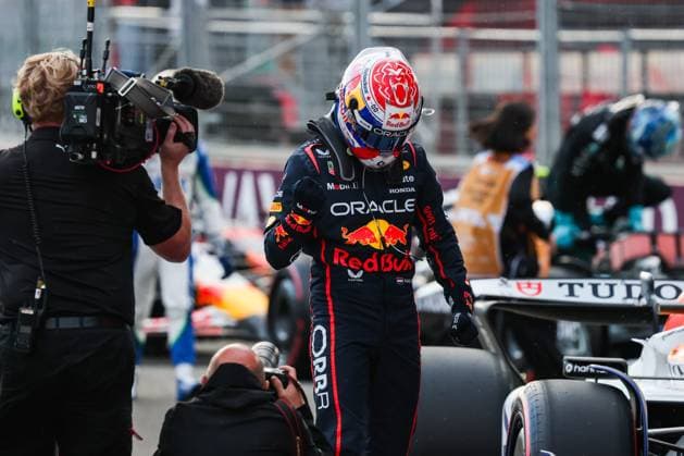 F1 - AZERBAIJAN GRAND PRIX 2025 VERSTAPPEN Max (ned), Red Bull Racing RB21, portrait during the 2025 Formula 1 Qatar Airways Azerbaijan Grand Prix, 17th round of the 2025 FIA Formula One World Championship, WM, Weltmeisterschaft from September 19 to 21, 2025 on the Baku City Circuit, in Baku, Azerbaijan - BakuAzerbaijan  Copyright: xANTONINxVINCENTx