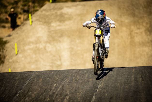 Whoop UCI Mountainbikeworldcup Downhill Lenzerheide GOLDSTONE Jackson SANTA CRUZ SYNDICATEat Whoop UCI Mountainbikeworldcup Downhill Lenzerheide, 20 09 2025,in Lenzerheide,SUI Photo Sebastian Sternemann